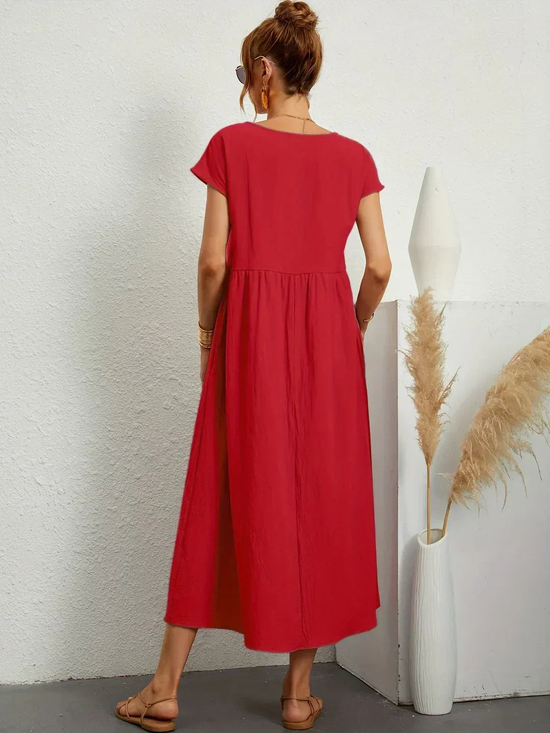 GABRIELLE™ — A Flowing Midi Dress with Timeless Elegance